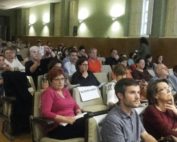 Jornada adopción a debate
